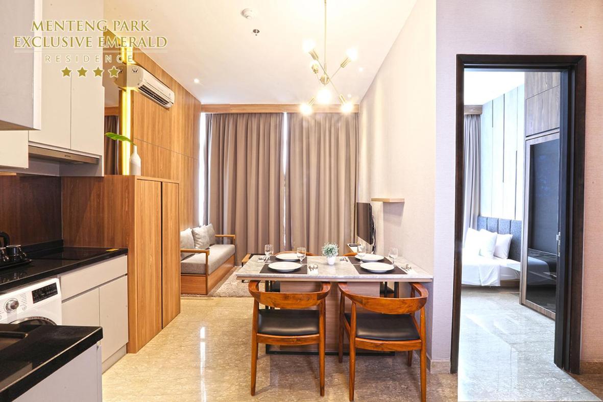 Menteng Park Exclusive Emerald Jakarta Eksteriør billede
